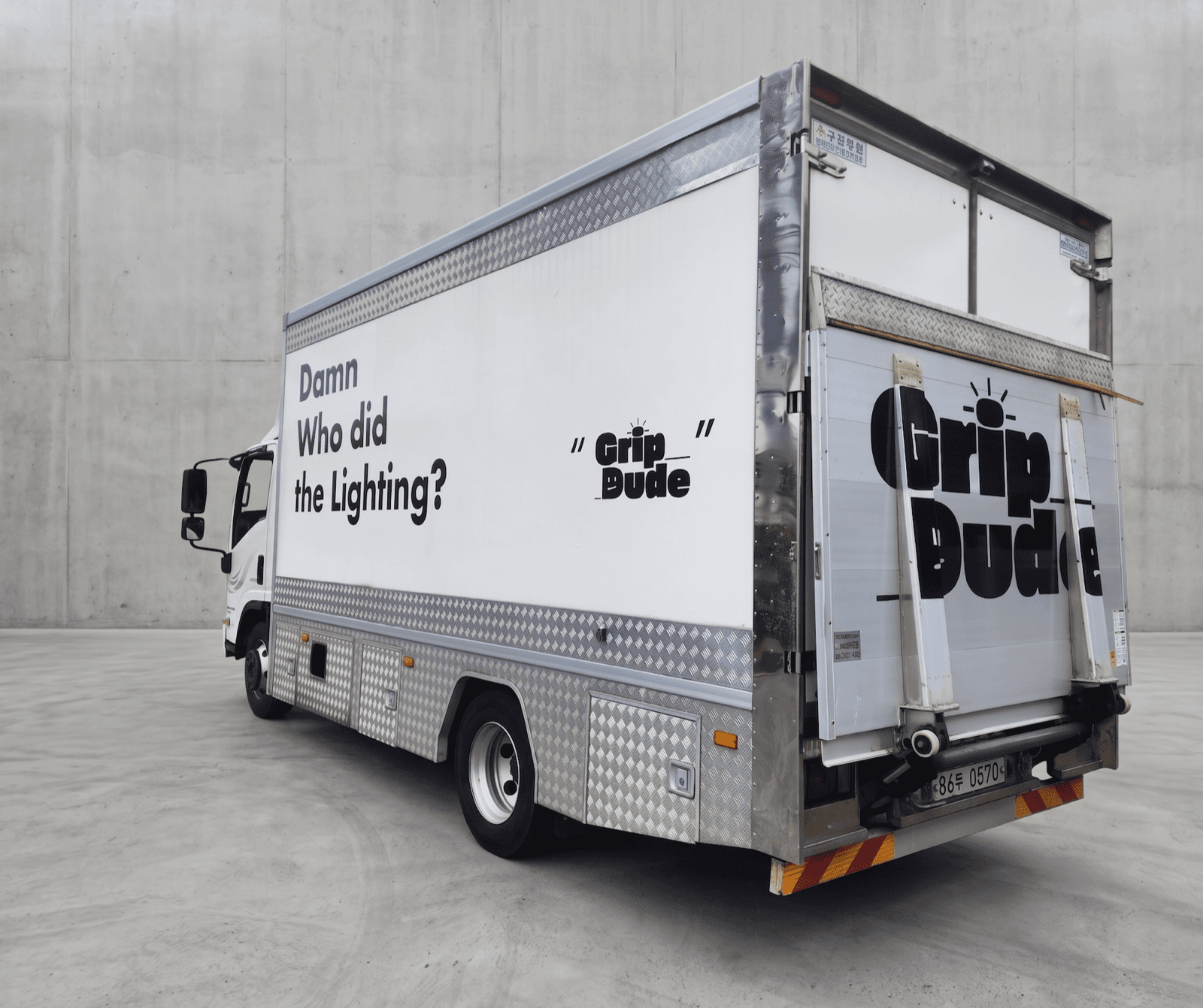 GripDude 3.5-ton liftgate production truck